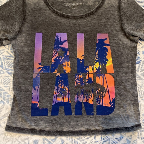 Cute LA Tee - Picture 3 of 5